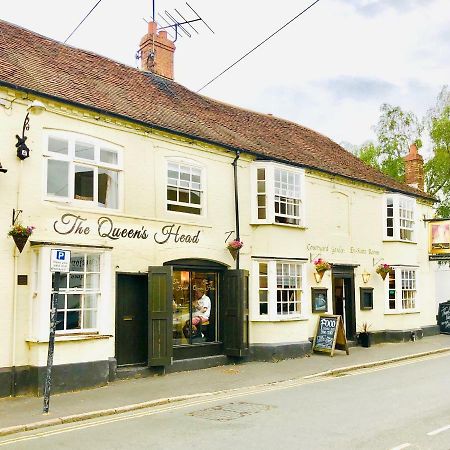 The Queens Head Στράτφορντ απόν Έιβον Εξωτερικό φωτογραφία